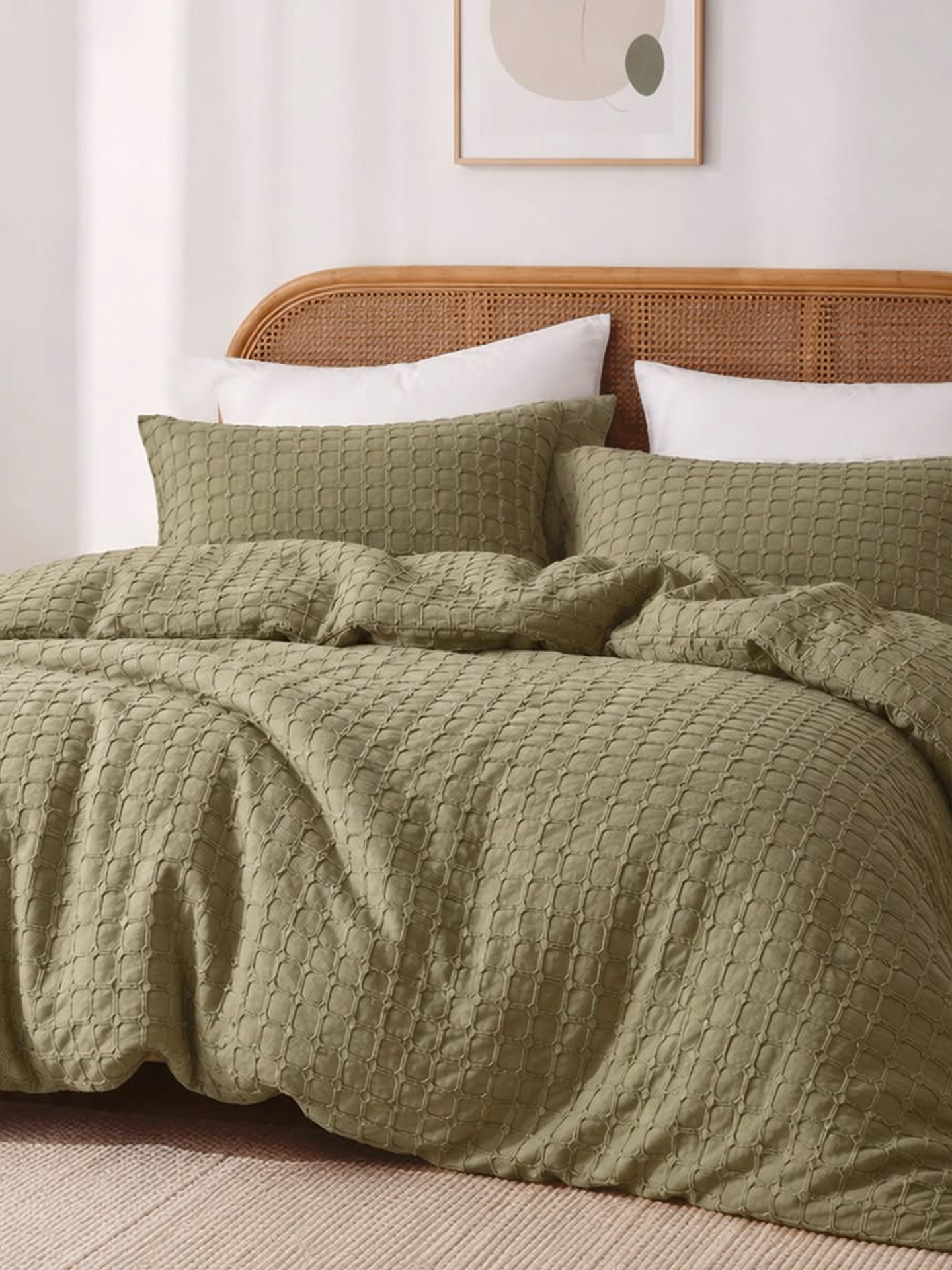 Bed Bath & Beyond brand imagery